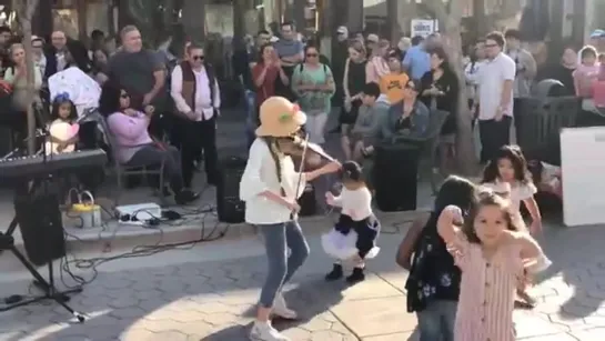 Lambada 💃2019🌴 - Karolina Protsenko - Violin - Street Performance - Kaoma