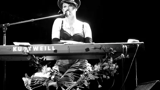 The Dresden Dolls - Modern Moonlight (Live at Irving Plaza, 2010)