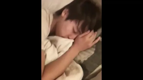 [100720] [ENG TRANS] Donghae sleeping beauty - SoyAlice twitvid