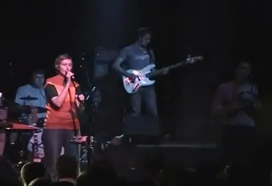 Stereolab Live 15.11.2001 - 07. Cybele's Reverie