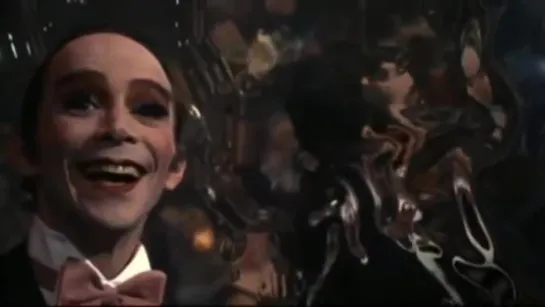 "Willkommen" from "Cabaret"