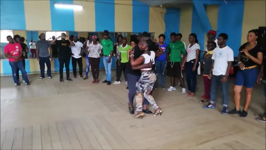 Steve Ngueumeta Kizomba с Didi Chou. https://vk.com/babayanz?w=wall1880557_1978