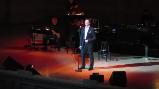 Julian Ovenden singing They Say That Falling in Love Carnegie Hall debut [14 февраля 2014]