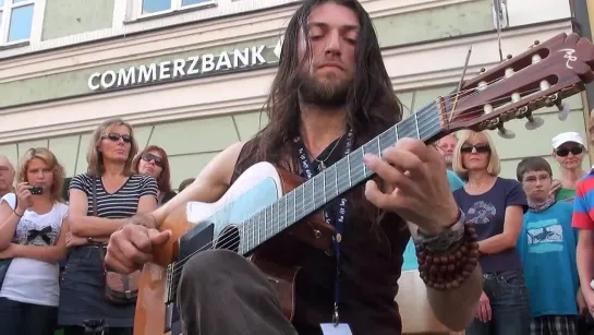 Estas Tonne - The Song of the Golden Dragon