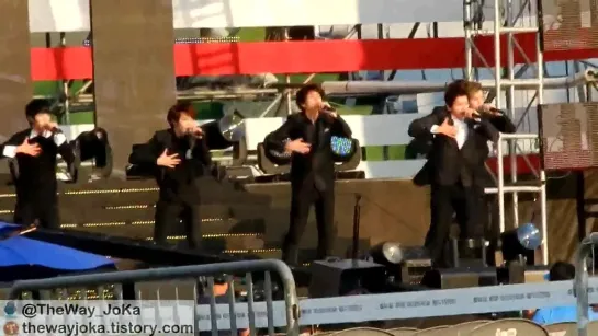 [FANCAM] 1st live  Paradise (MBC “Together With Us”, 110927)