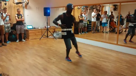 HSSF 2016 - Curtis - Kizomba Man Styling