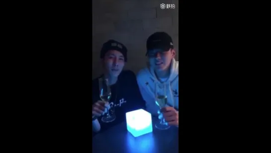 [VIDEO] 170106 Kris Wu Yifan Weibo Update:  😁