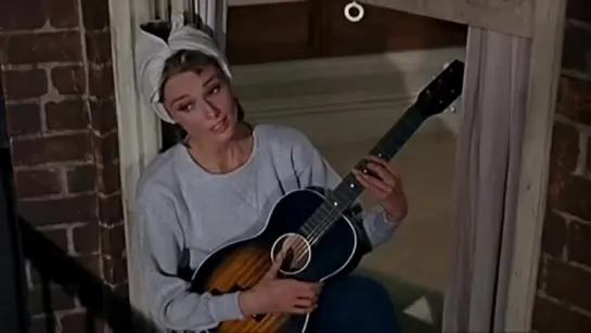 Audrey Hepburn - Moon River