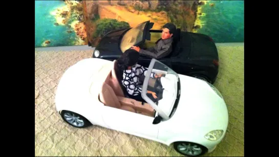 Breaking Free of the Box--Raj and Meera face off in Dilwale (SRK doll tribute)