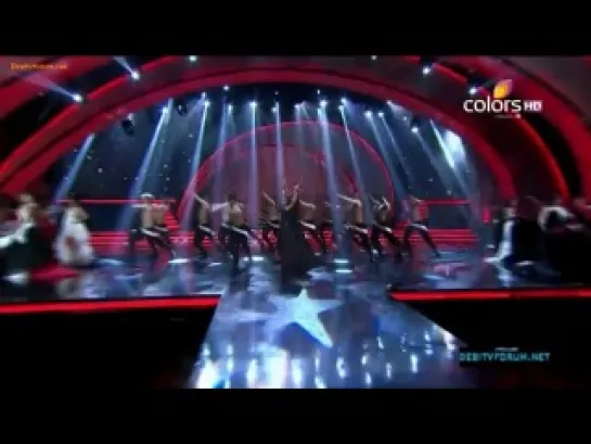 Aishwarya Rai Bachchan's Performance at Femina Miss India 2013