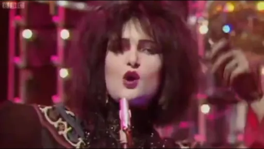 Siouxsie And The Banshees - Dear Prudence