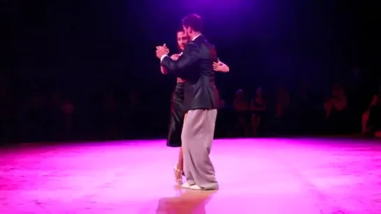 Christian Marquez et Virginia Gomez (Los Totis), La Milonga De Buenos Aires