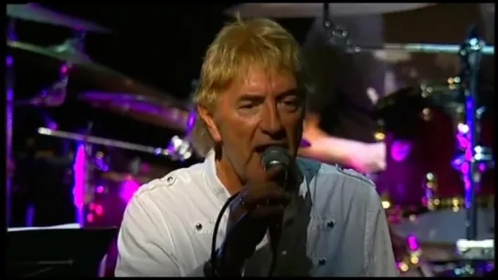 John Lawton -- Deiggj band - The Wizard (Uriah Heep) Live in Thorshavn 2011