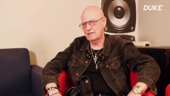 Chris Slade (AC⁄DC, Timeline, The Firm) - Interview - Savigny-le-Temple 2018 - Duke TV [VOSTFR]