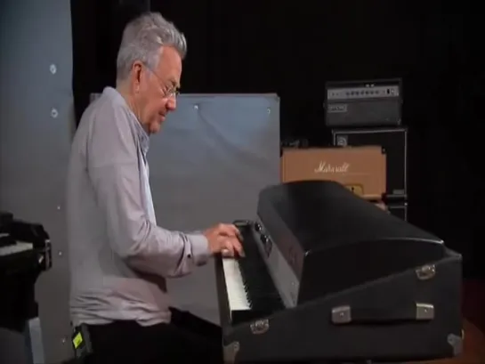 RAY MANZAREK-RIDERS ON THE STORM