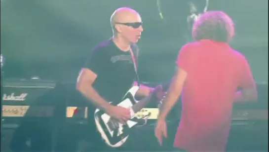 Chickenfoot - Turning Left [Get Your Buzz On Live DVD]