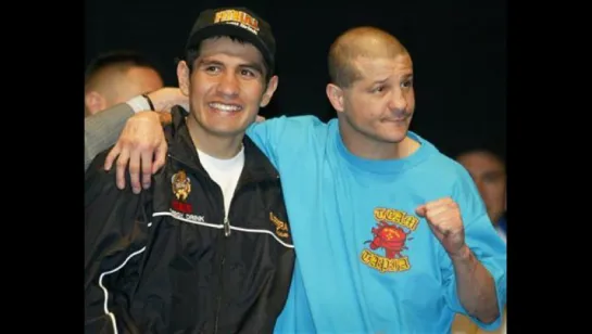 Marco Antonio Barrera - Johnny Tapia