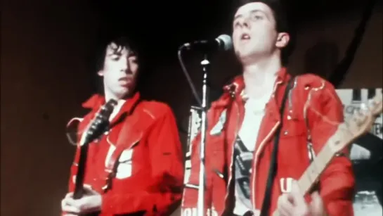 The Clash - Police & Thieves (1977)