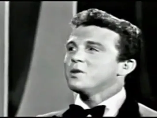 Bobby Vinton - Blue Velvet (1963)