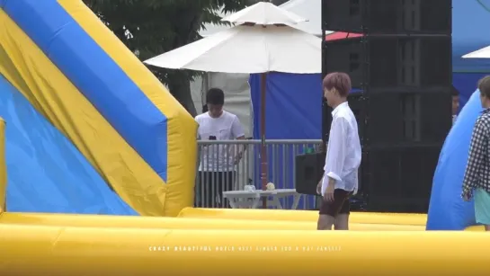 [FANCAM] 150617 EXO (Kai Focus) @ Baskin Robbins CF BTS