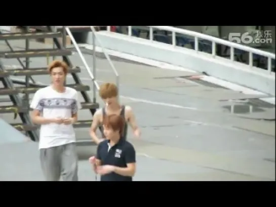 [FANCAM] 120914 EXO-M @ K-POP Music in China - After Rehearsal