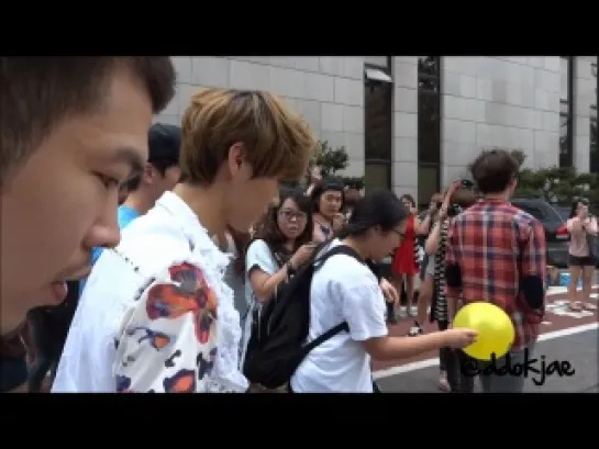 [FANCAM] 120817 Luhan @ On the Way to Music Bank