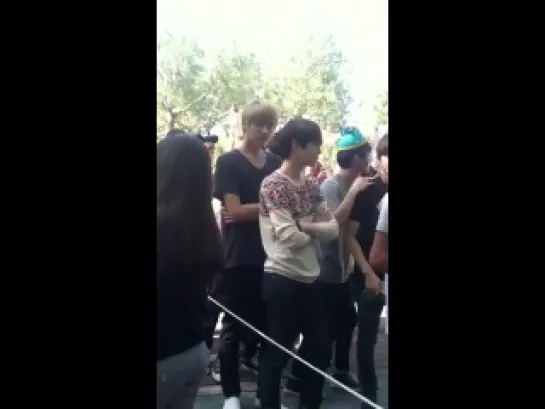 [FANCAM] 120519 EXO @ LA Disneyland