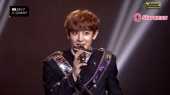 [VIDEO] 170408 Chanyeol - "Best Collaboration of The Year" @ V Chart Awards