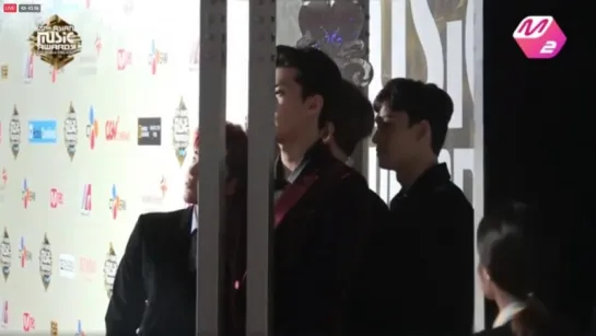 [VIDEO] 161202 EXO - Red Carpet @ MAMA 2016 [M2 Livestream]