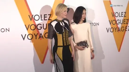 [VIDEO] 160421 Suho & Kai @ Louis Vuitton “Volez, Voguez, Voyagez” Exhibition