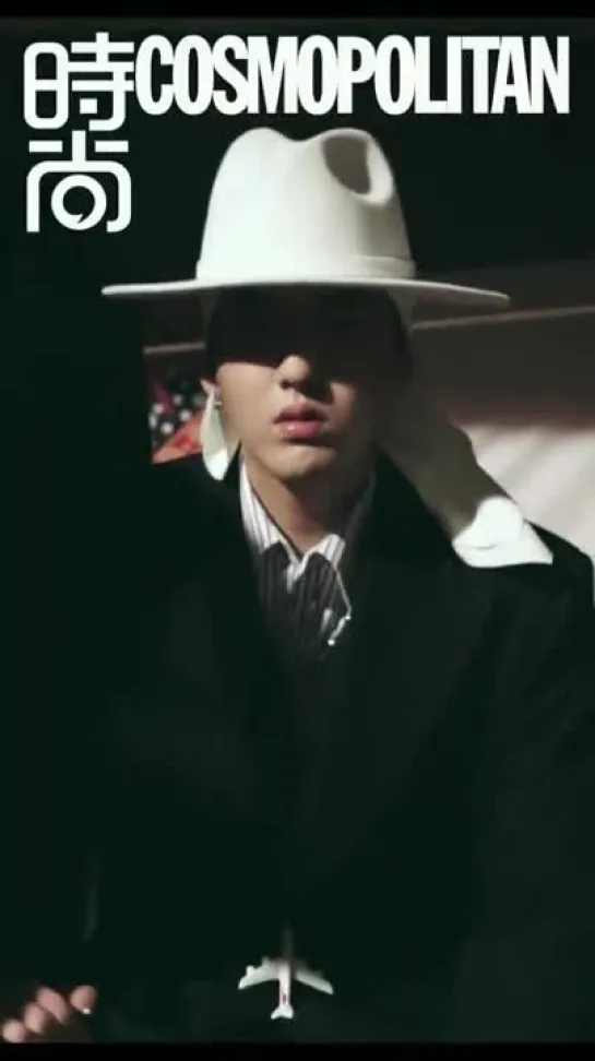 [VIDEO] 210615 Kris Wu @ Cosmopolitan Weibo Update