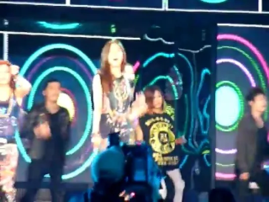 120312 T-ara - Lovey Dovey [Fancam]