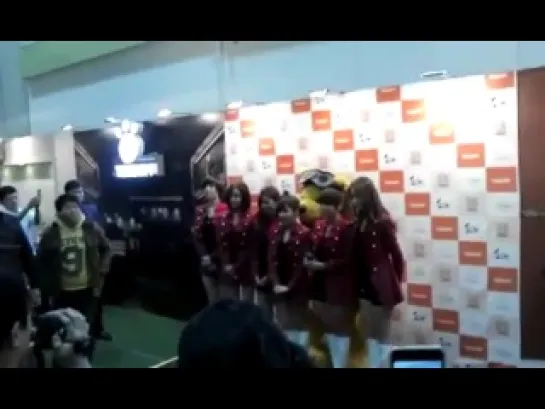 111225  T-ara @ Seoul Doll Fair (fancam)