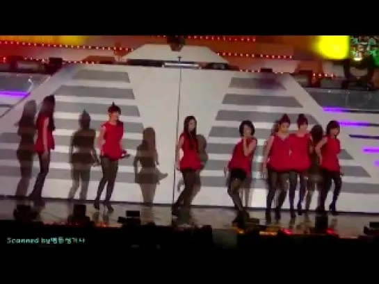 [Cam] 110528 T-ara - Why Are You Being Like This (Remix Version) @ Dream concert 2011 [5]