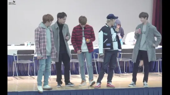 [VK] [01.11.15] Monsta X @ Daegu Fansign