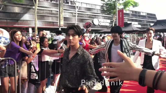 [VK][190526] MONSTA X fancam Red carpet @ HALLYUPOPFEST 2019