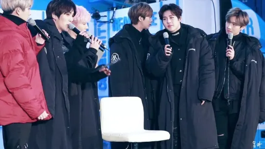 [VK][170118] MONSTA X fancam @ Global V Live Top 10