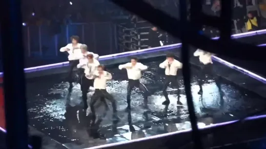 [VK][190106] MONSTA X fancam - Water Dance @ 2019 Golden Disc Awards