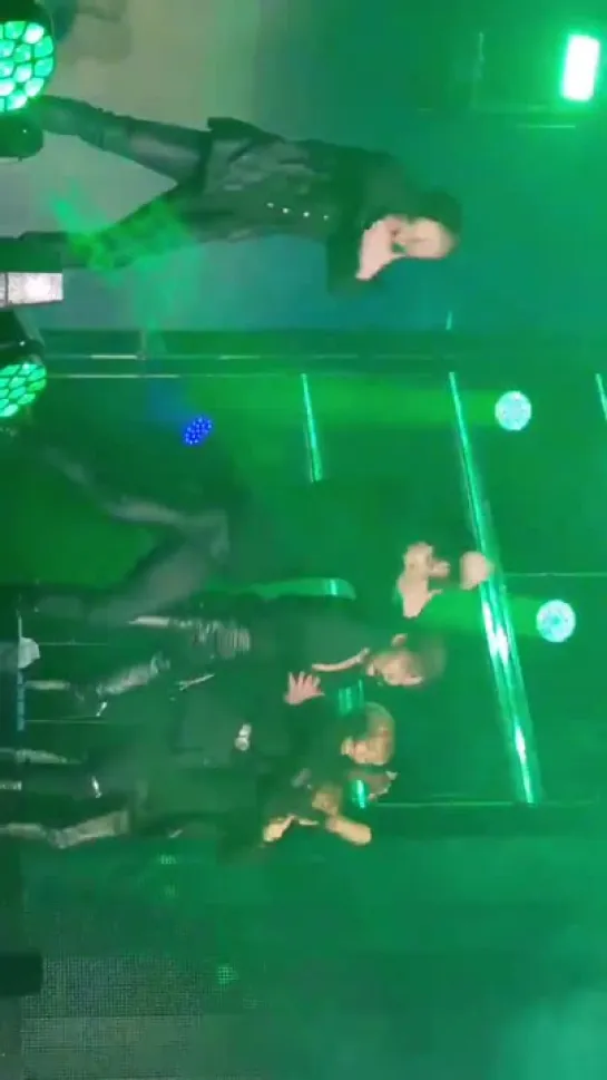 [VK][181116] MONSTA X fancam - Shoot Out @ Pepsi RETRO Re:Intro concert