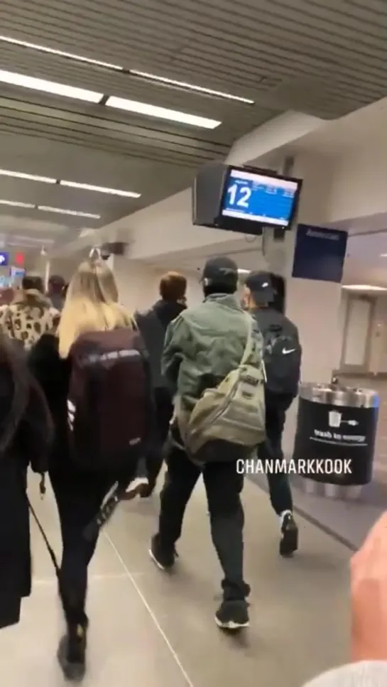 [VK][191209] MONSTA X fancam @ Airport Saint Paul (Minneapolis)