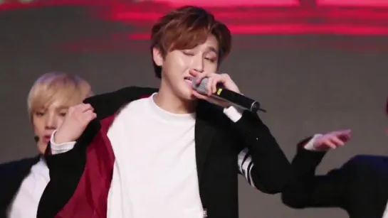 [VK][14.11.15] Monsta X - Hero @ Yongin Street Artist Concert