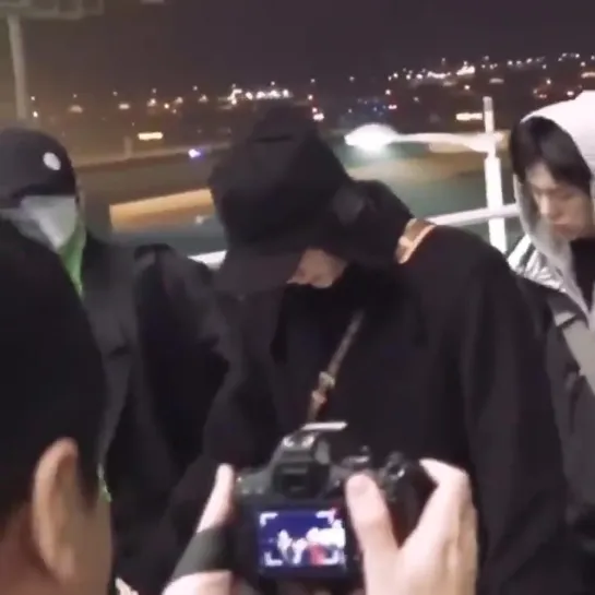 [VK][200110] MONSTA X fancam @ Airport Incheon