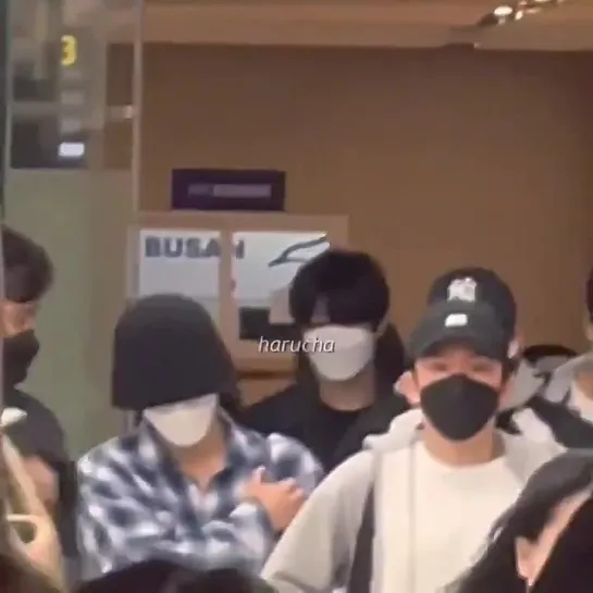 [VK][210318] MONSTA X fancam @ Airport Gimpo