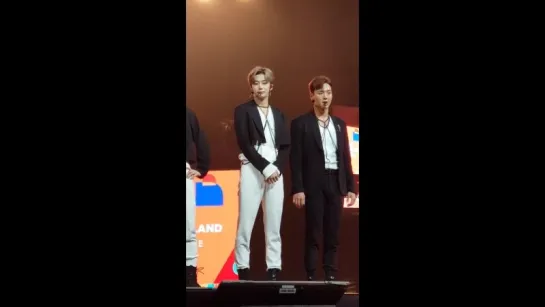 [Fancam][29.09.2018] Talk @ KCON 2018 in Thailand