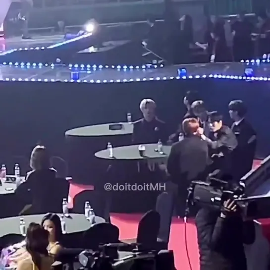 [fancam][08.01.2020] Gaon Chart Music Awards