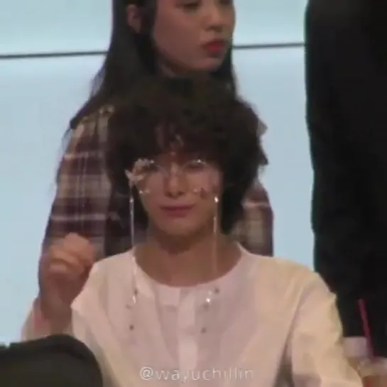 [fancam][18.08.2019] Fansign at TWOTUCKGOM