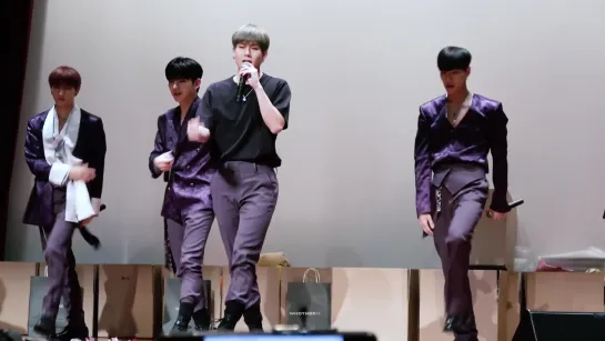 [fancam][10.11.2019] fansign in Yeongdeungpo