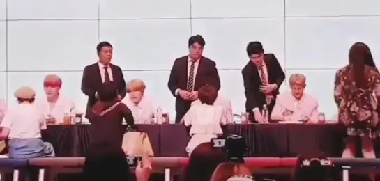 [fancam][18.08.2019] Fansign at TWOTUCKGOM