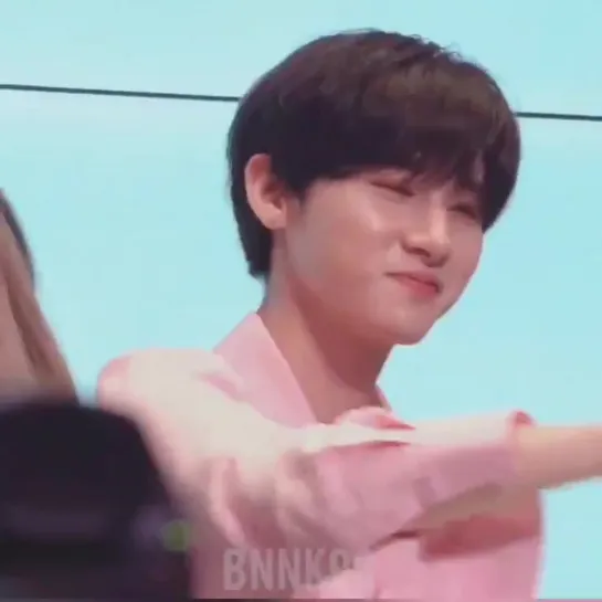 [fancam][18.08.2019] Fansign at TWOTUCKGOM