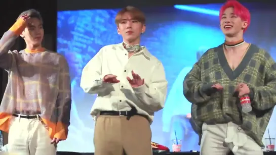 [Fancam][22.02.2019] fansign in Yeouido